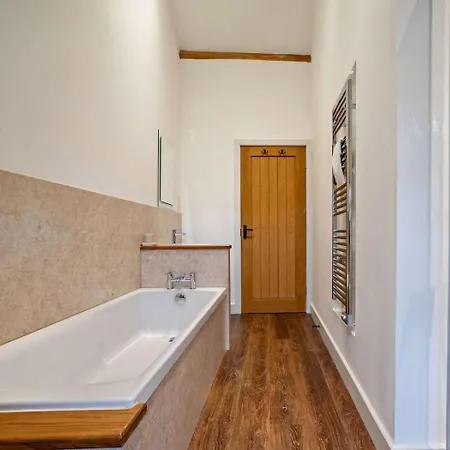 3 Bed In Malton Oc-75898 *